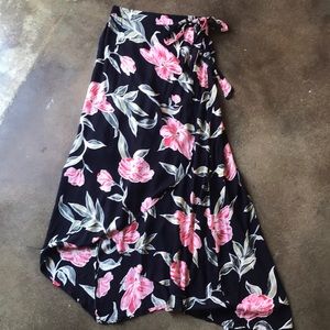 Hibiscus Floral Wrap Maxi Skirt